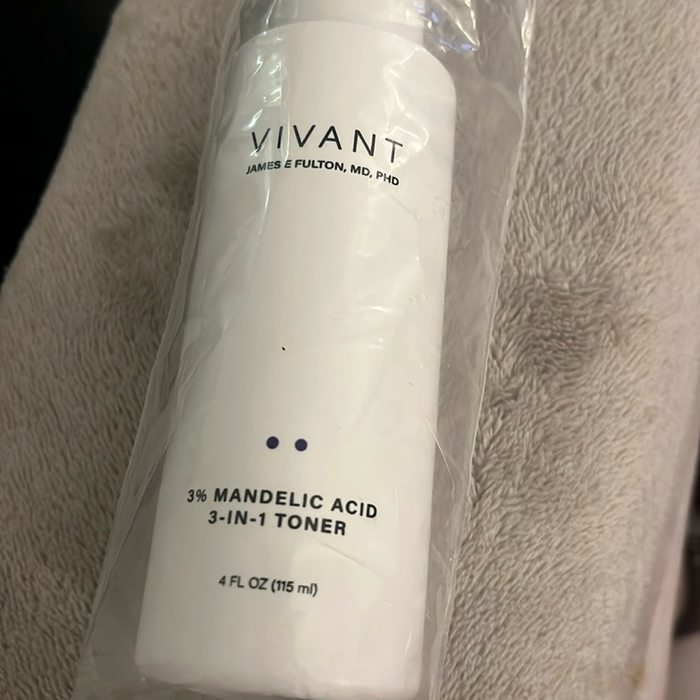 vivant skincare brand new never used 3% mandelic acid 3 in toner